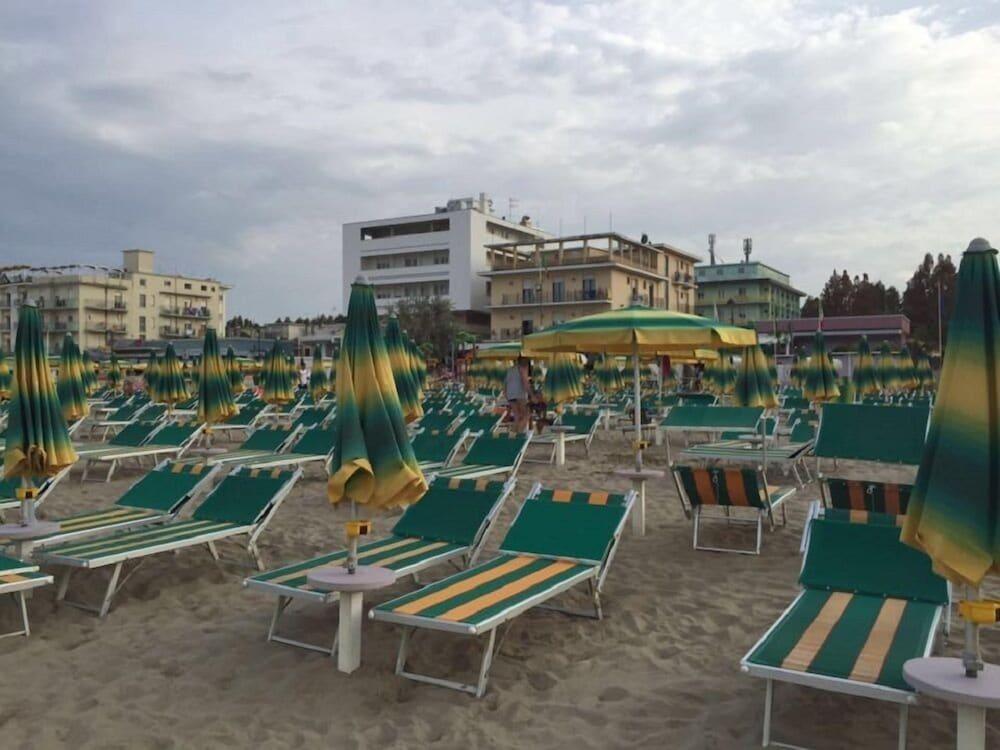 Hotel Sidney Беллария-Иджеа-Марина Экстерьер фото