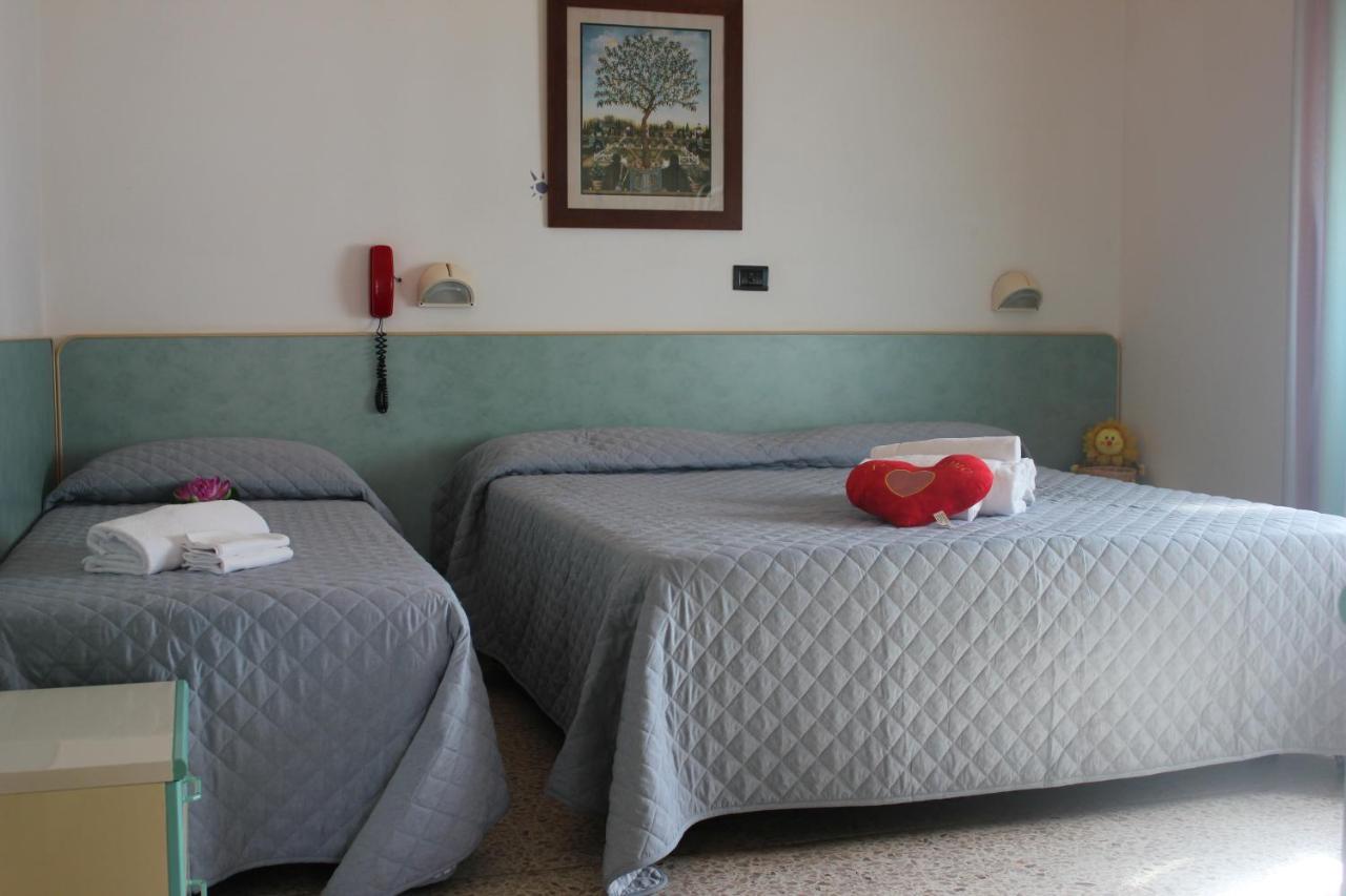 Hotel Sidney Беллария-Иджеа-Марина Экстерьер фото