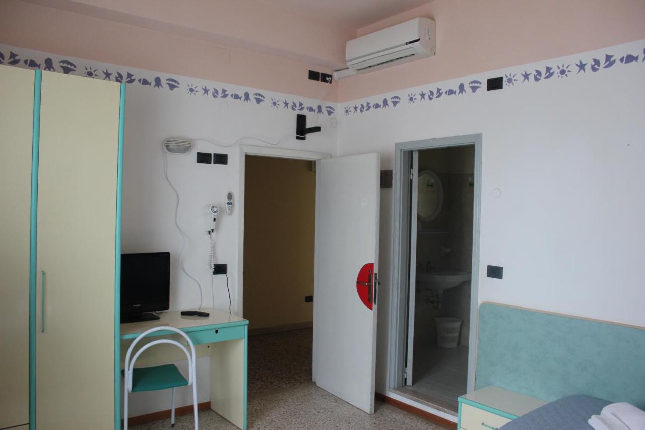 Hotel Sidney Беллария-Иджеа-Марина Экстерьер фото