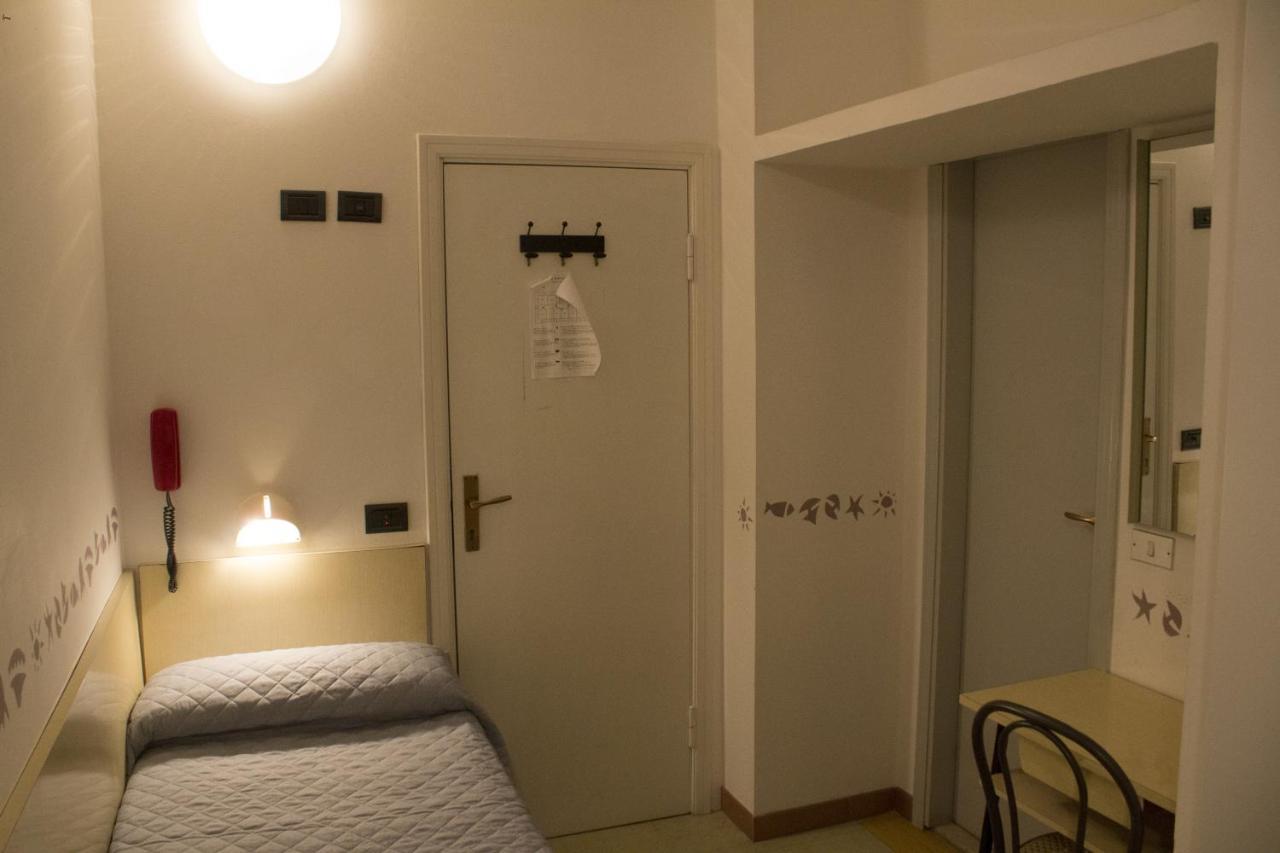 Hotel Sidney Беллария-Иджеа-Марина Экстерьер фото